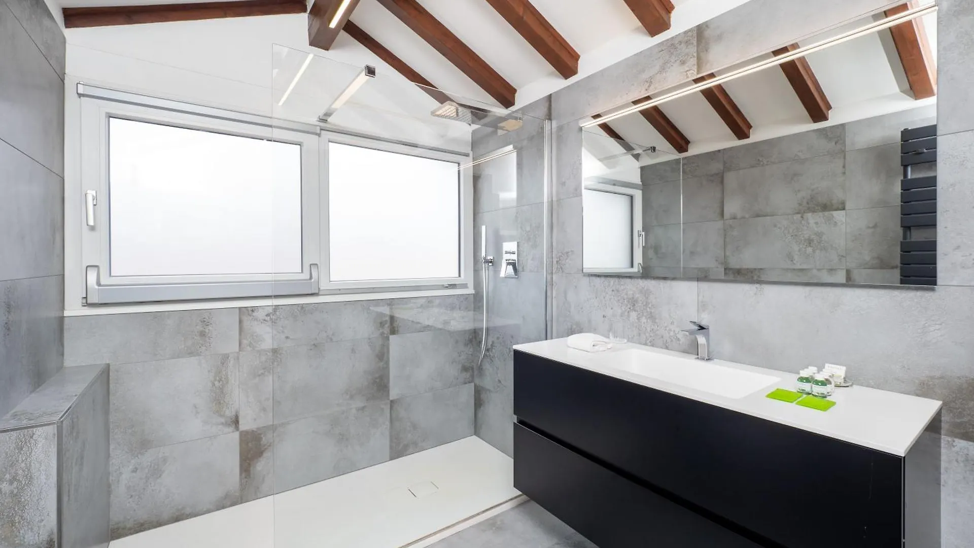 Appartamento Keys Of Italy - Umbria 50 Your Modern Hut Milano