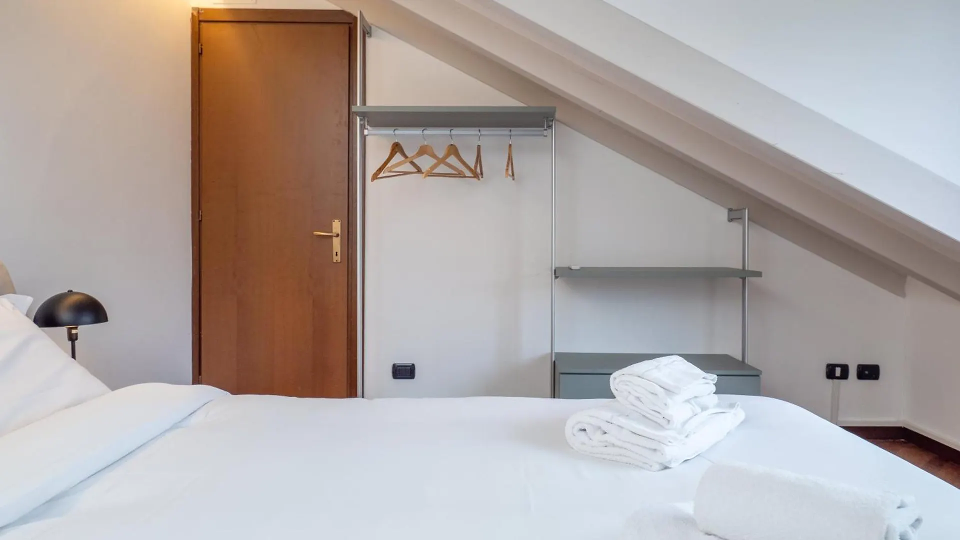 Appartamento Keys Of Italy - Umbria 50 Your Modern Hut Milano Italia